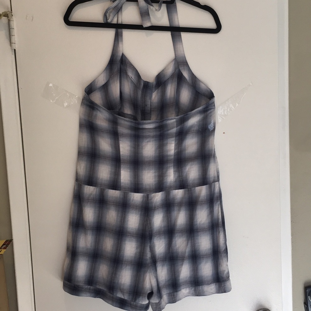 Halter Rompers - Picture 4 of 4